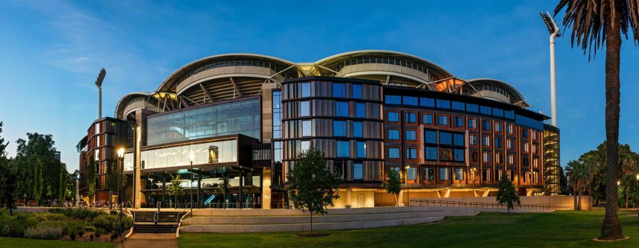 Oval Hotel At Adelaide Oval Exteriér fotografie The Adelaide Convention Centre